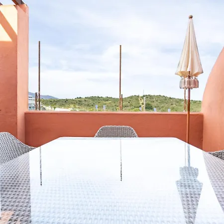 Increible Y Moderno Duplex Con Piscinas Y Preciosas Vistas Lejlighedshotel